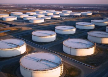 EUA registram alta de 6,9 milhões de barris nos estoques de petróleo
