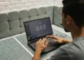 OpenAI cria joint venture para levar IA às empresas