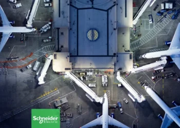 Schneider Electric apresenta plataforma que unifica infraestrutura e operações aeroportuárias