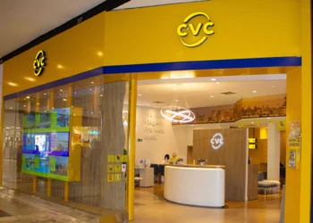 CVC anuncia acordo de acionistas, saída no conselho e convocação de AGE