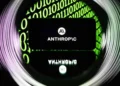 Novo modelo da Anthropic amplia tensão global sobre IA