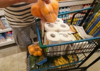 Cesta básica sobe em todas as capitais em março