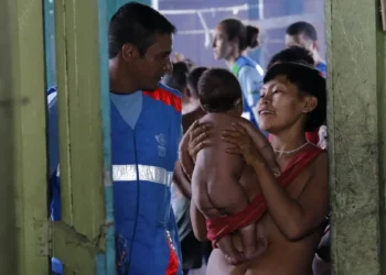 Mortes por malária caem 80% na Terra Yanomami