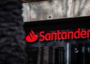 Santander lucra R$ 3,8 bilhões no 1º trimestre e fica abaixo do esperado