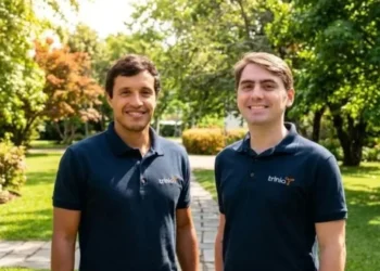 Startup usa IA para reduzir gargalos do e-commerce e capta R$ 32 milhões