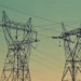 Maior empresa elétrica do mundo pode nascer de acordo bilionário nos EUA