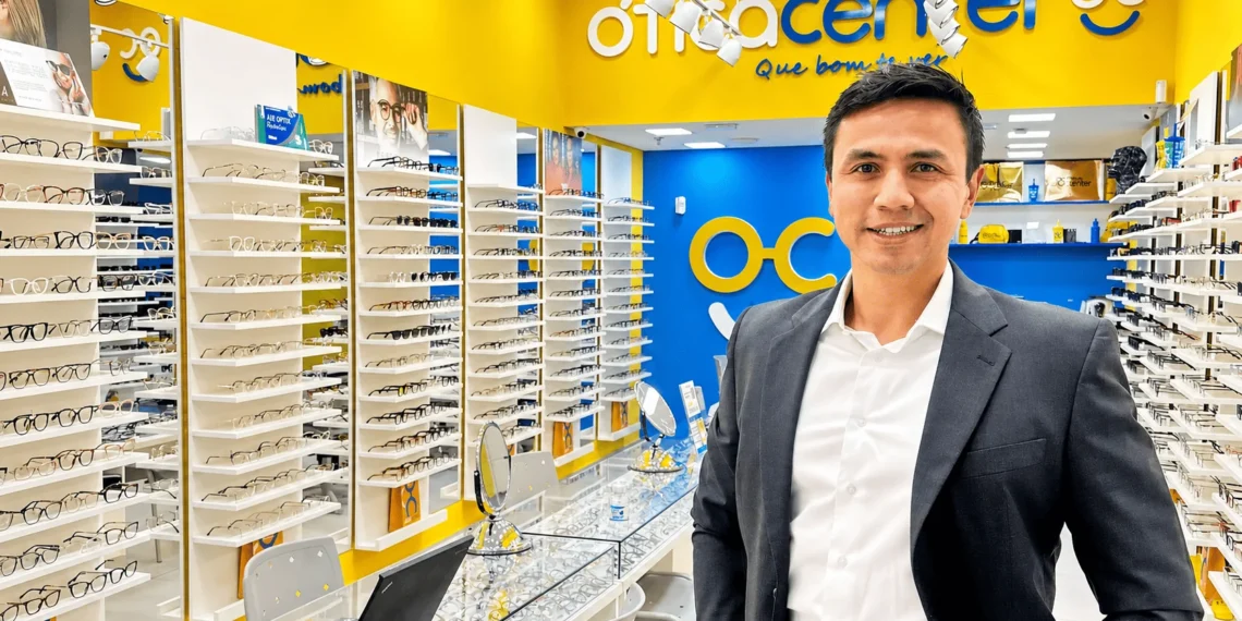 Ótica Center cria plataforma de IA para acelerar abertura de franquias