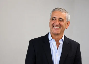 Stefanini cresce 20% e volta a acelerar com demanda por IA