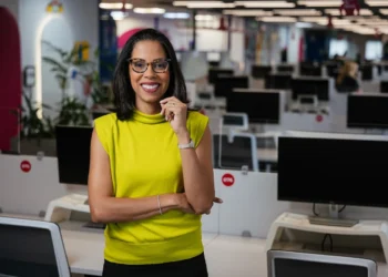 Capacitação acelera adoção de IA e transforma experimentação em uso seguro e consistente