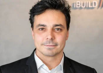 iBUILD mira R$ 150 milhões com franquias de construção industrializada