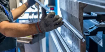 IPP recua 0,30% em maio, aponta IBGE