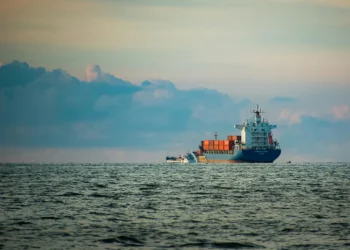 ONU adota maior área de Controle de Emissões Marítimas do mundo