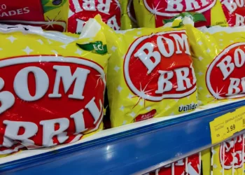 Bombril amplia lucro ajustado em 68% no quarto trimestre de 2025