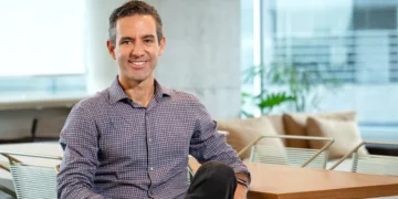 OpenAI nomeia David Vélez para conselho em meio a preparativos para possível IPO
