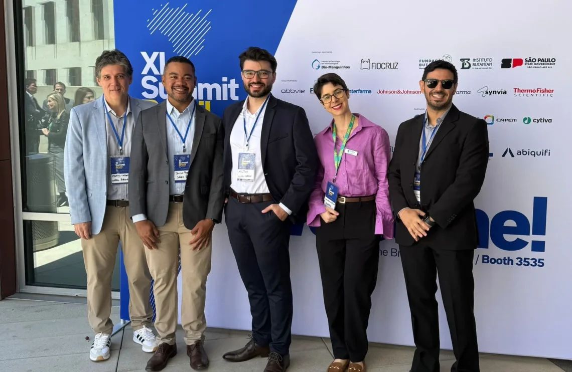 Eduardo Cicconi, Novos Negócios; Saulo Rodrigues, Fomento e Negócios; Milton Barros, Desenvolvimento de Negócios; Manoela Martins, pesquisadora; e Henrique Reis, International Office
