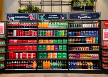 Coca-Cola FEMSA aposta em economia circular para reduzir custos nos pontos de venda