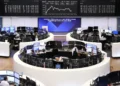 Bolsas da Europa fecham em alta com apoio de balanços e petróleo antes do BCE