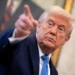 Trump retoma bloqueio ao Irã e impõe taxa de 20% sobre cargas em Ormuz