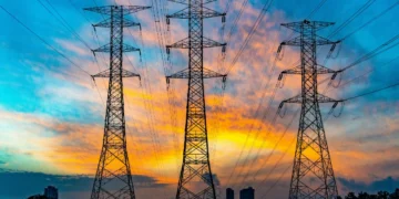 Startup cria sistema de baterias para reduzir conta de luz de pequenos negócios