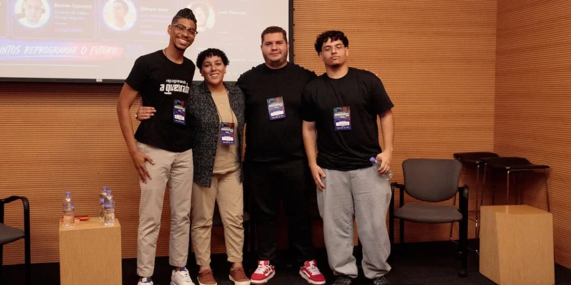 Projeto social já levou mais de 5 mil jovens da periferia paulista para o universo da tecnologia