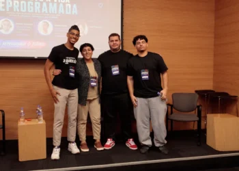 Projeto social já levou mais de 5 mil jovens da periferia paulista para o universo da tecnologia