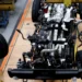 Indústria do Brasil volta a crescer em junho, mas produção e vendas ainda recuam, aponta PMI