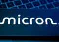 Ações da Micron sobem 7% após anúncio de investimento bilionário em chips nos Estados Unidos