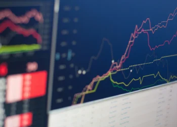 Dividendos superam Ibovespa no semestre; veja ações que lideraram os pagamentos