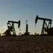 Petróleo fecha em alta com tensão entre EUA e Irã e preocupações com oferta global